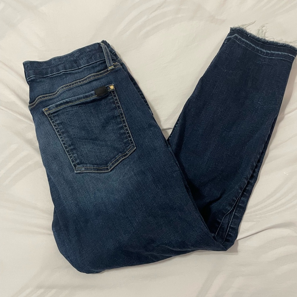 JEN7 Ankle Skinny Jeans Distressed Hem